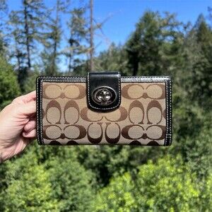 COACH VINTAGE Signature Jacquard Y2K Turn-Lock Wallet with Silver AUTHENTIC